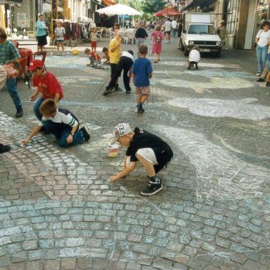 Kindermalaktion in der Fußgängerzone 1999